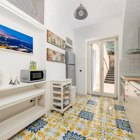 Faraglioni Di * Σορέντο