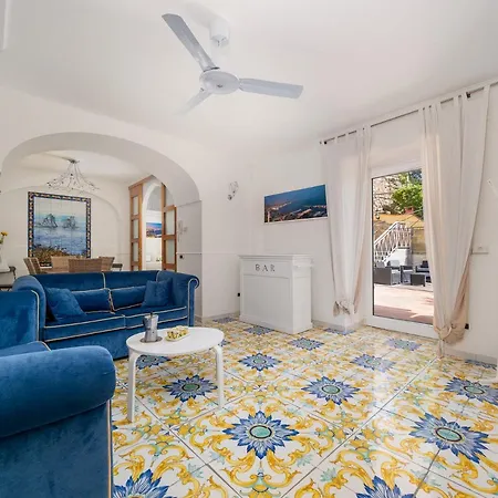 Faraglioni Di Półwysep Sorrentyński