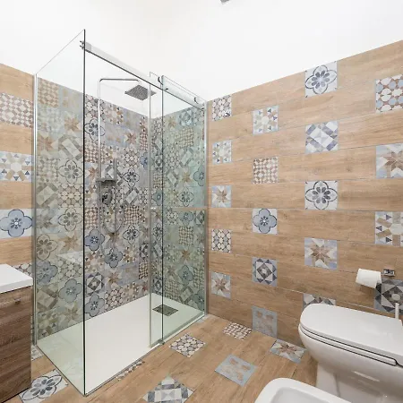 Faraglioni Di Półwysep Sorrentyński