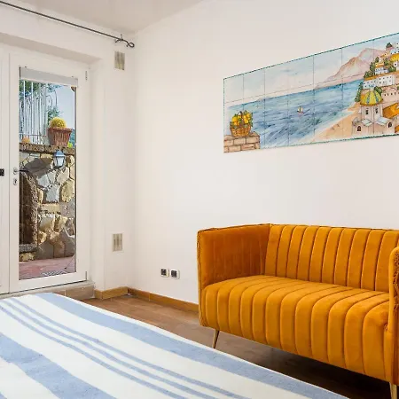 Faraglioni Di * Сорренто